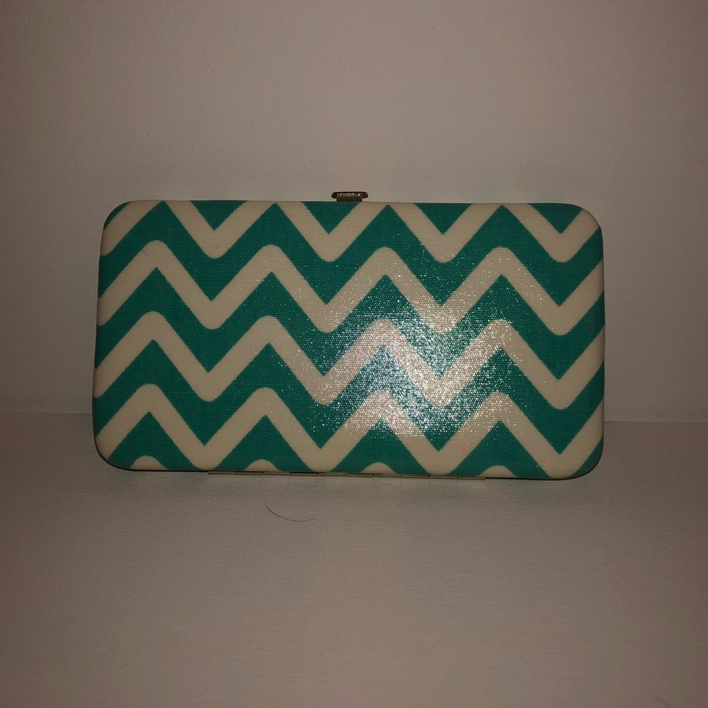 Chevron Pattern Turquoise Wallet